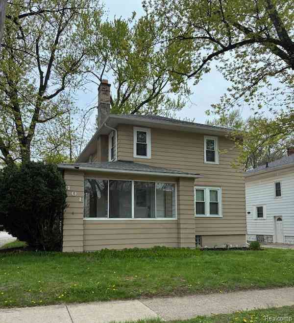 Homes For Rent - 401 Catalpa Drive <br/> Royal Oak, MI 48067