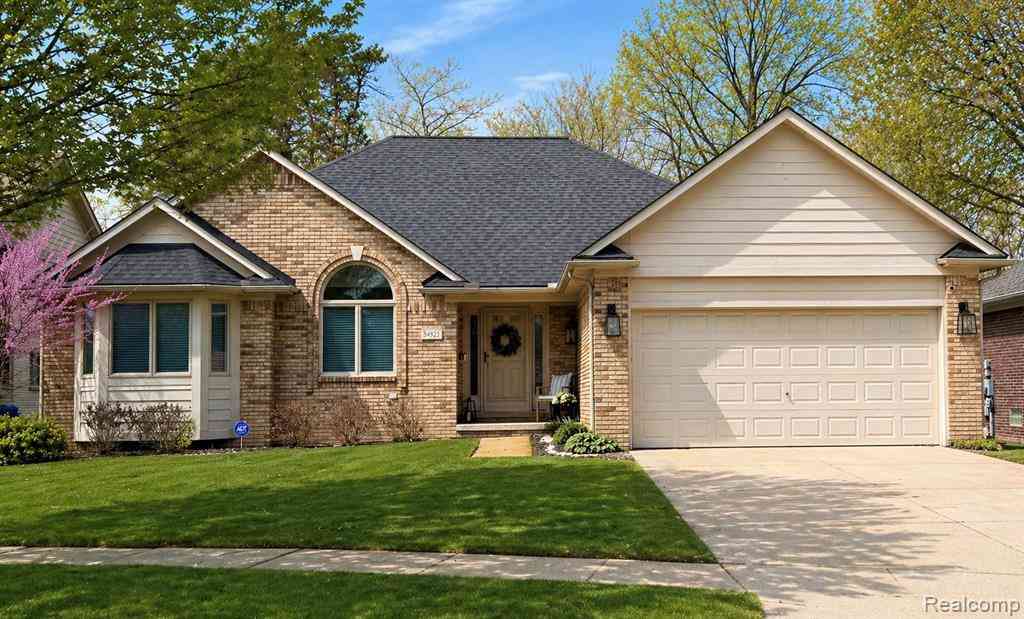 Homes For Sale - 34921 Eberlein Drive <br/> Fraser, MI 48026