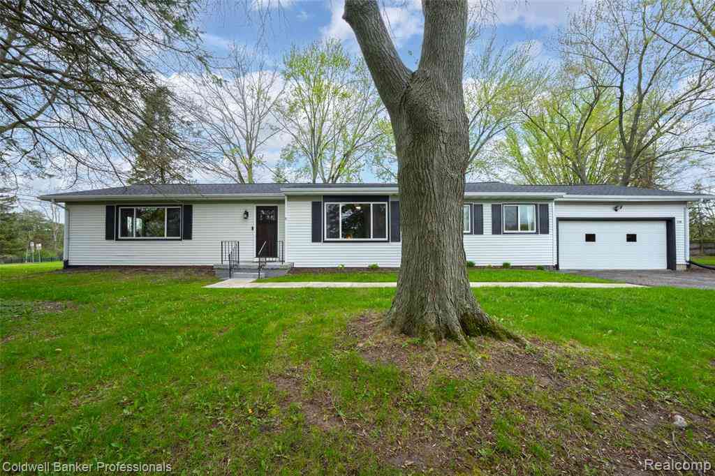 Homes For Sale - 3500 S Elms Road S S<br/> Swartz Creek, MI 48473