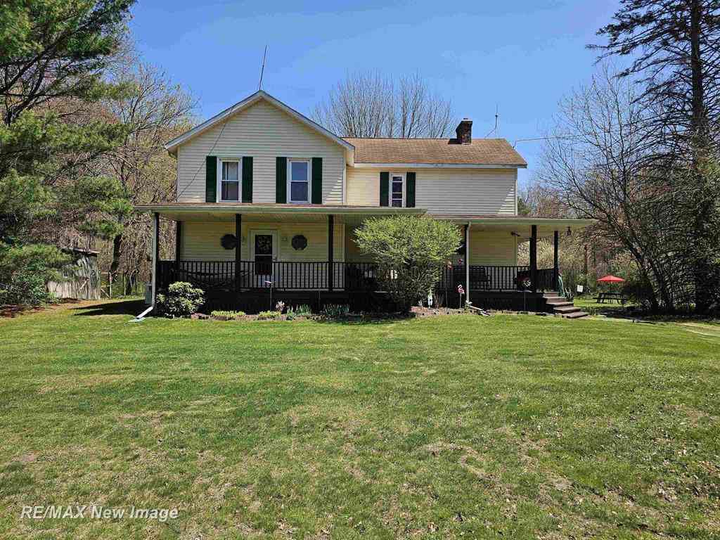 Homes For Sale - 6135 Fort Road <br/> Birch Run, MI 48415