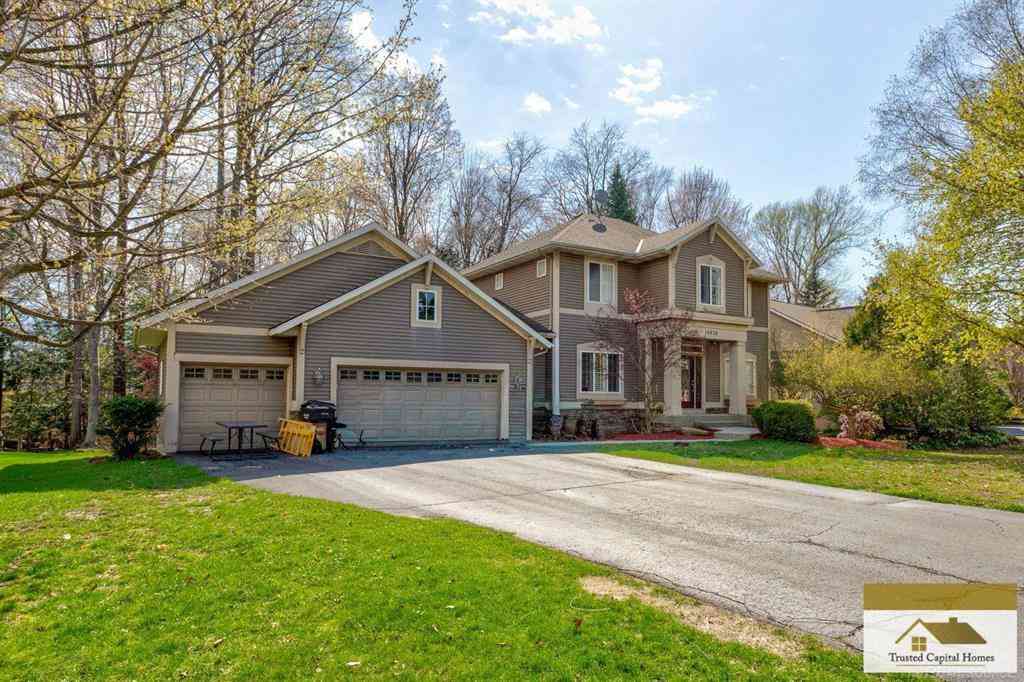 Homes For Sale - 14828 Creek Edge Drive <br/> Holland, MI 49424