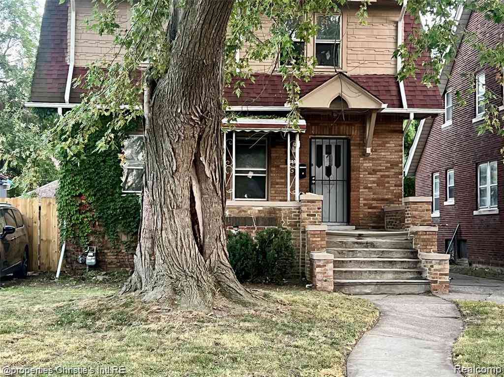 Homes For Sale - 11800 Kilbourne Street <br/> Detroit, MI 48213