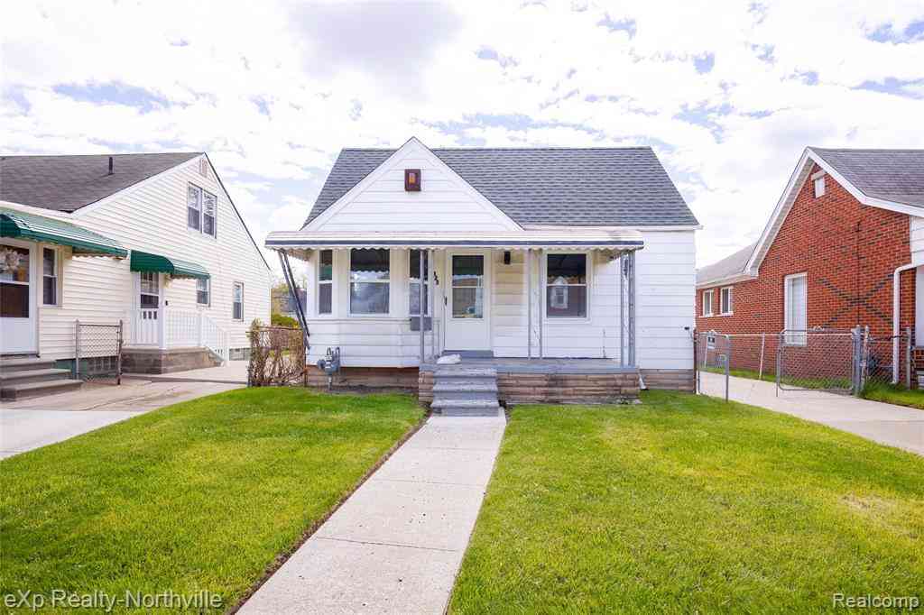 Homes For Sale - 423 Campbell Street <br/> River Rouge, MI 48218