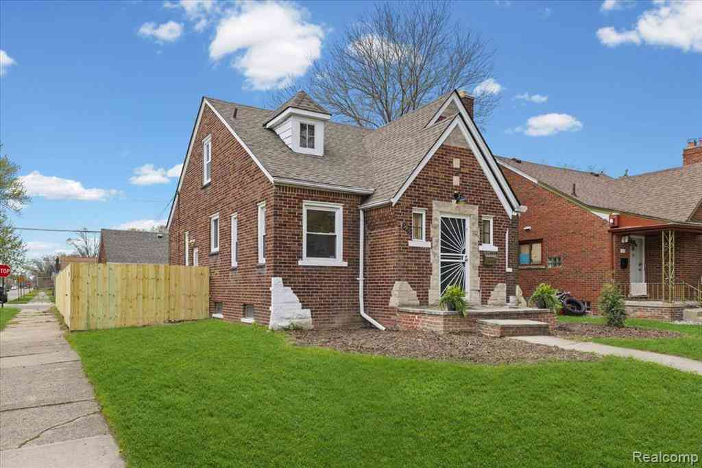 Homes For Sale - 5901 Beaconsfield Street <br/> Detroit, MI 48224