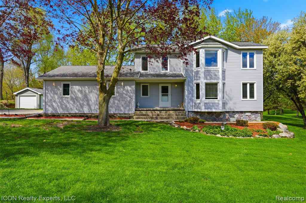 Homes For Sale - 6541 Springfield Lane <br/> Clarkston, MI 48346