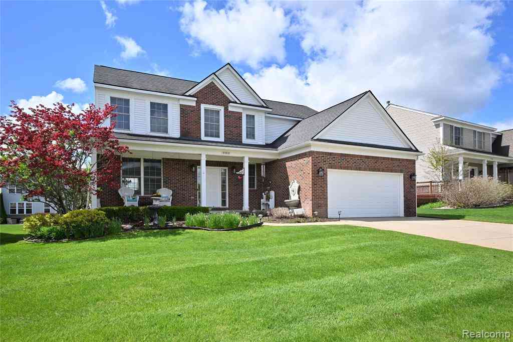 Homes For Sale - 57813 Cider Mill Drive <br/> New Hudson, MI 48165