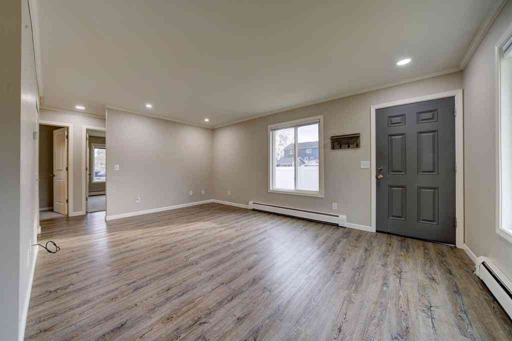 Condo For Sale - 1021 Centre Street <br/> Traverse City, MI 49686