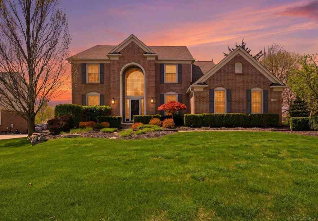 Homes For Sale - 4030 Holly Lane <br/> Oakland, MI 48306