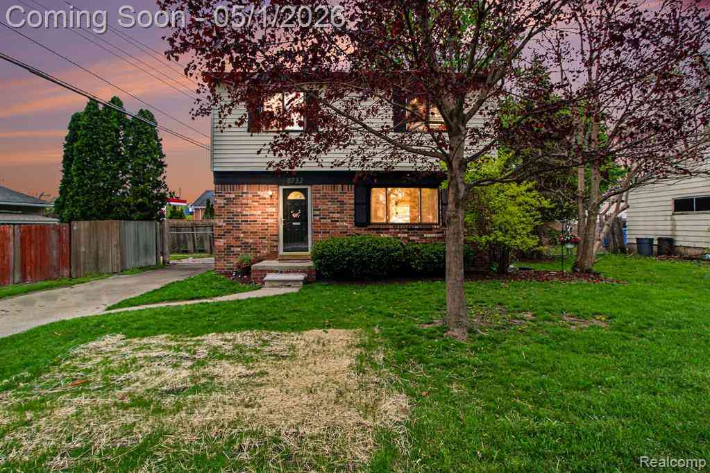 Homes For Sale - 8732 Fremont Street <br/> Westland, MI 48185