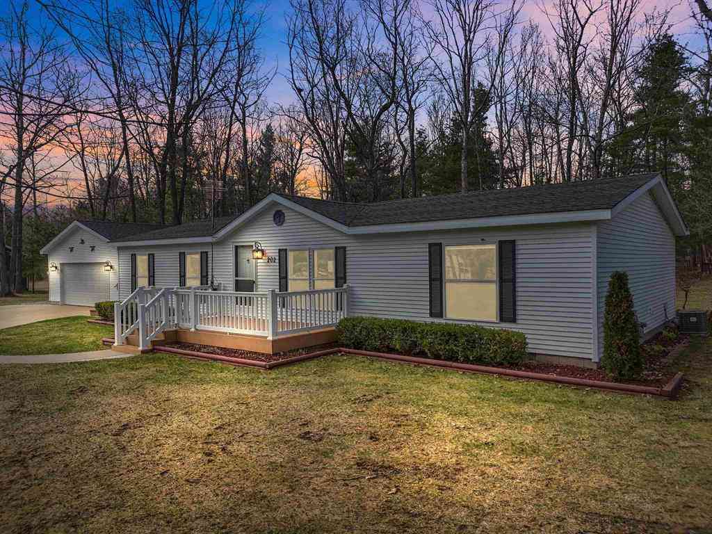 Homes For Sale - 202 Forestville Road <br/> Houghton Lake, MI 48629