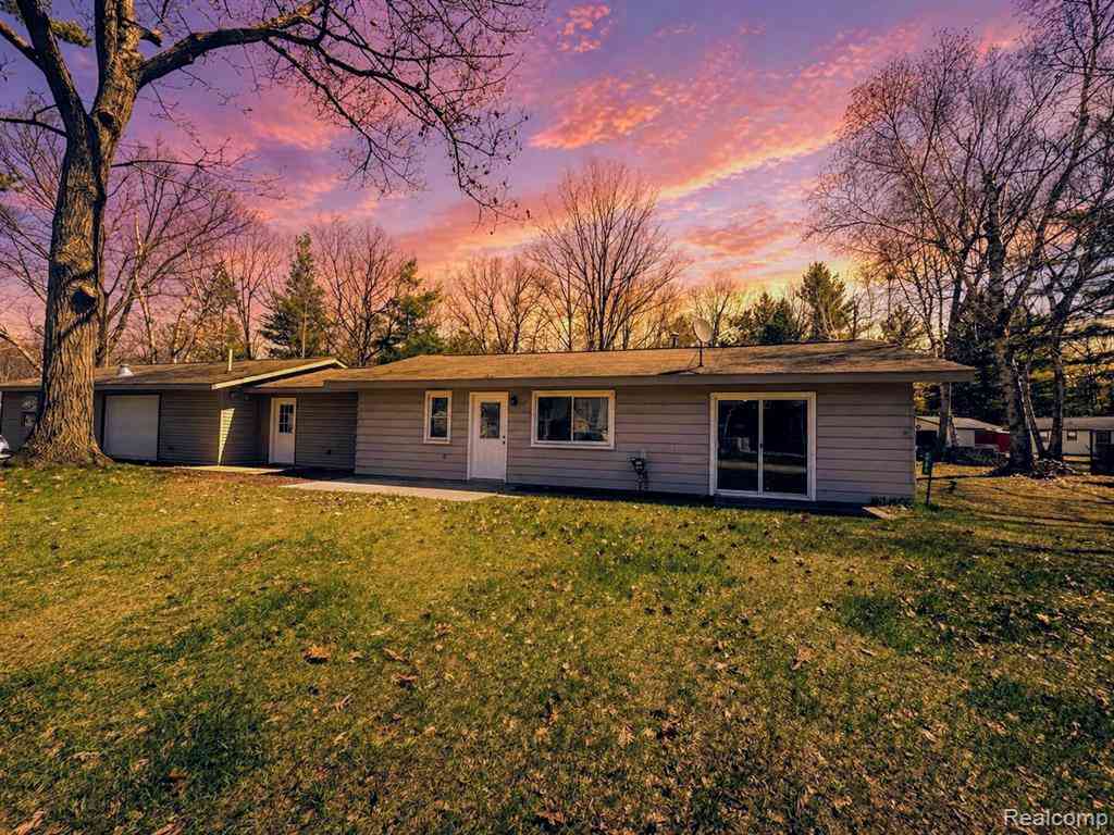 Homes For Sale - 4261 Charlebois Drive <br/> Beaverton, MI 48612