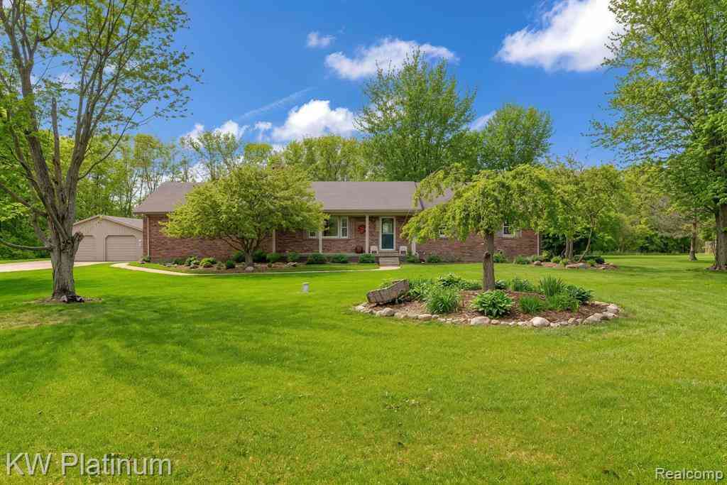 Homes For Sale - 26050 Irwin Road <br/> Macomb County, Richmond, MI 48062