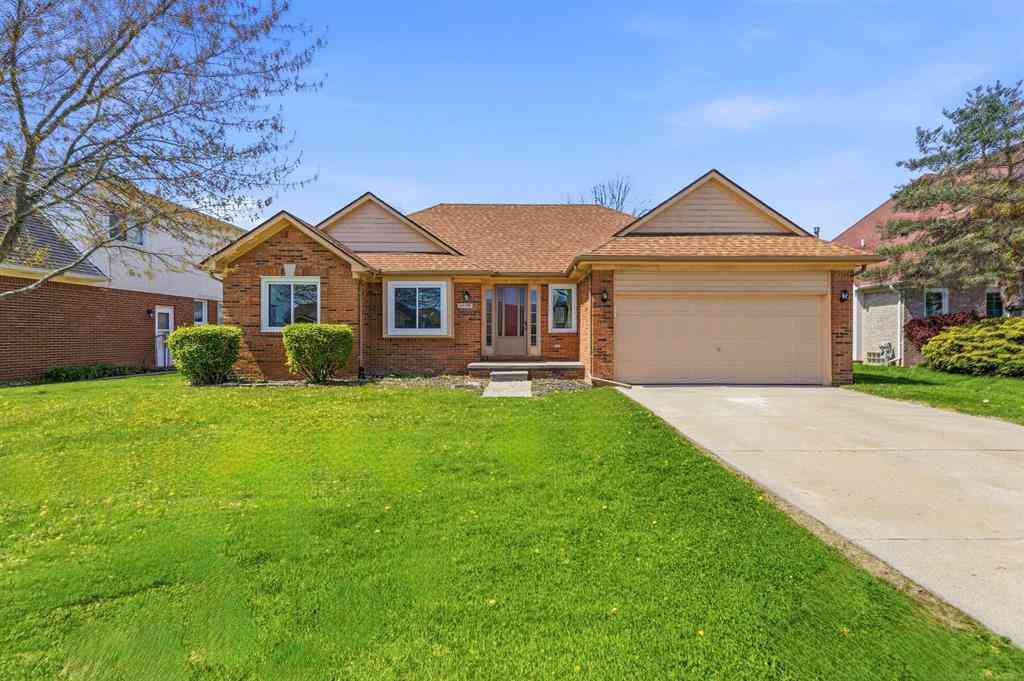 Homes For Sale - 53291 Pimpernil Lane <br/> Macomb County, Chesterfield, MI 48051