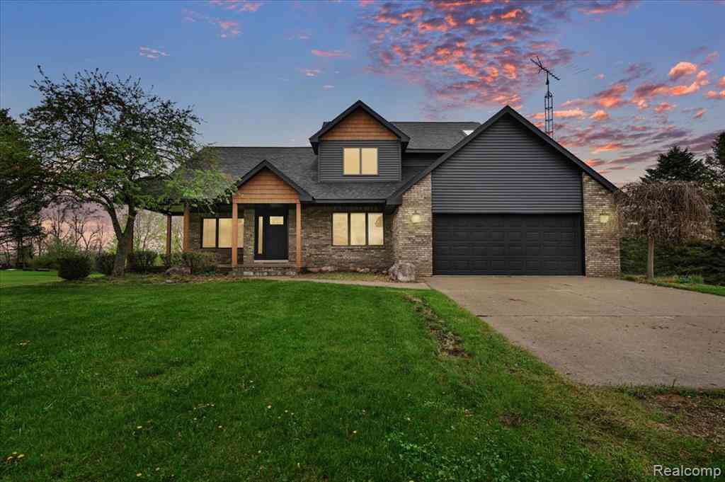 Homes For Sale - 7341 Wood Pointe Drive <br/> Lapeer County, Almont, MI 48003