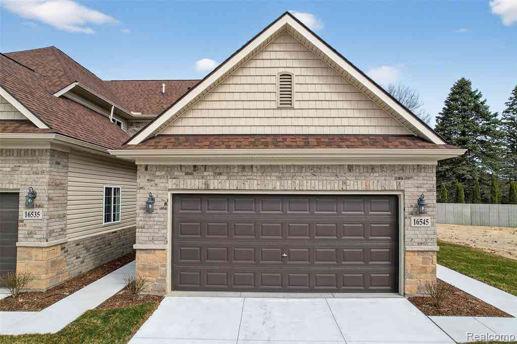 Condo For Sale - 16545 Savor Lane  #28<br/> Clinton Township, MI 48035