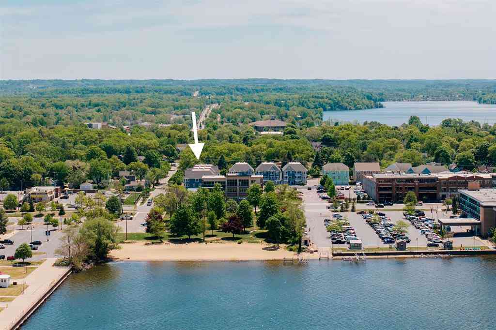 Condo For Sale - 100 Hope Street <br/> Traverse City, MI 49686