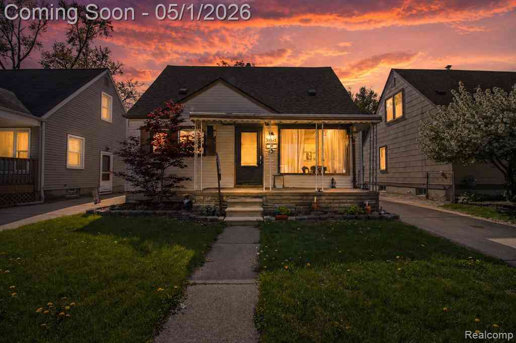 Homes For Sale - 18455 Denby  <br/> Redford, MI 48240