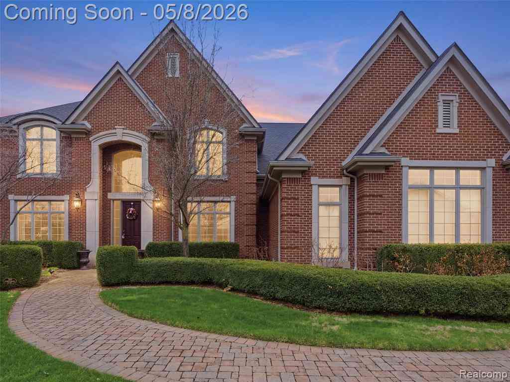 Homes For Sale - 3881 Trout Creek Lane <br/> Oakland, MI 48363