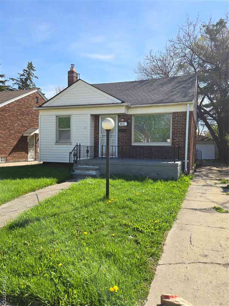 Homes For Sale - 8842 Longacre Street <br/> Detroit, MI 48228