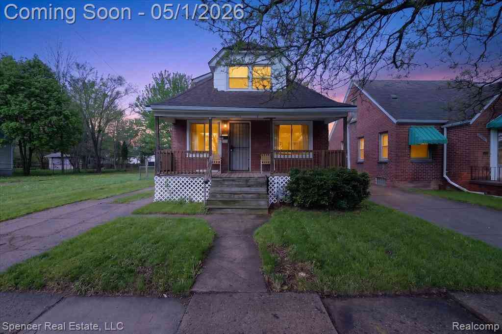 Homes For Sale - 6881 Brace Street <br/> Detroit, MI 48228