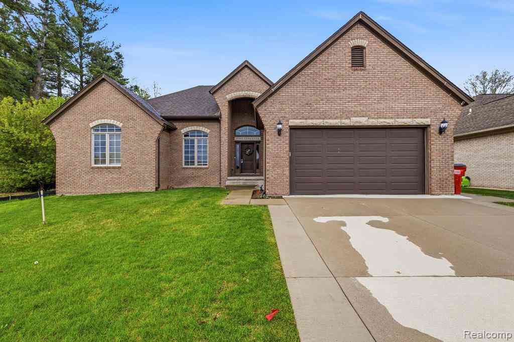 Homes For Sale - 19361 Concetta Drive <br/> Macomb, MI 48044