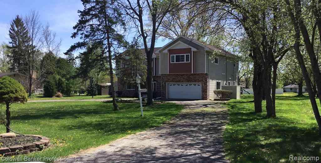 Homes For Sale - 28251 Wildwood Trail <br/> Farmington, MI 48336