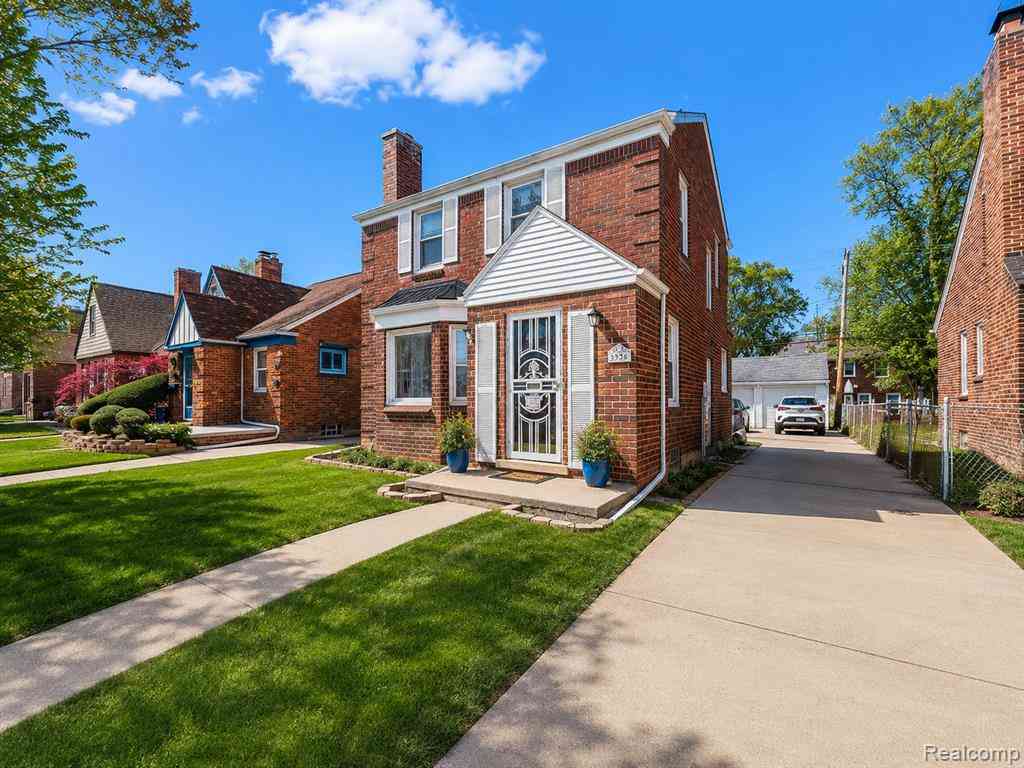 Homes For Sale - 5936 Hillcrest Street <br/> Grosse Pointe, MI 48236