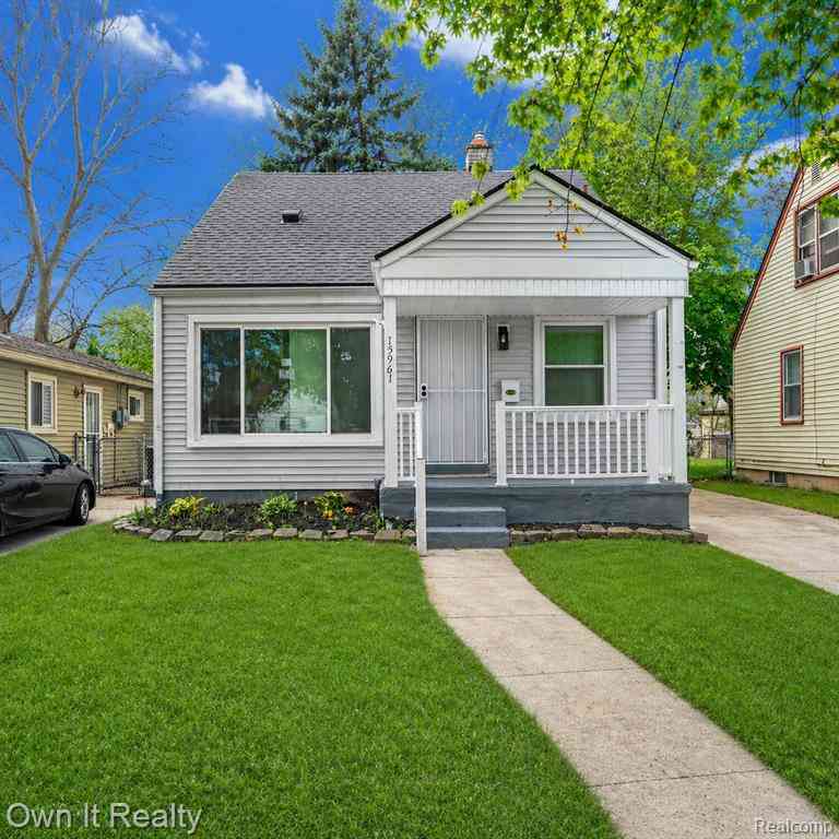 Homes For Sale - 15961 Macarthur  <br/> Redford, MI 48239