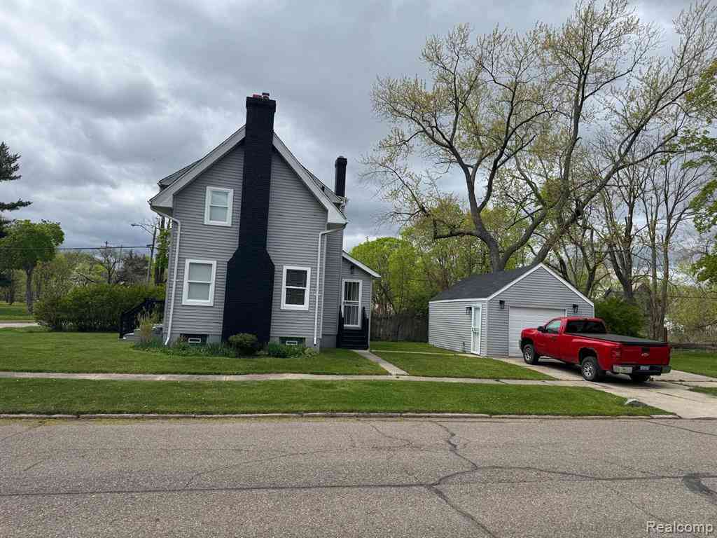 Homes For Sale - 1102 W Dayton Street <br/> Flint, MI 48504