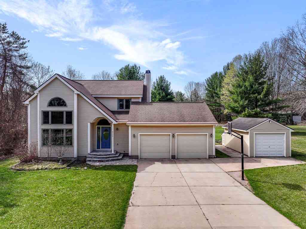 Homes For Sale - 9733 Crescent Shores Road <br/> Traverse City, MI 49684
