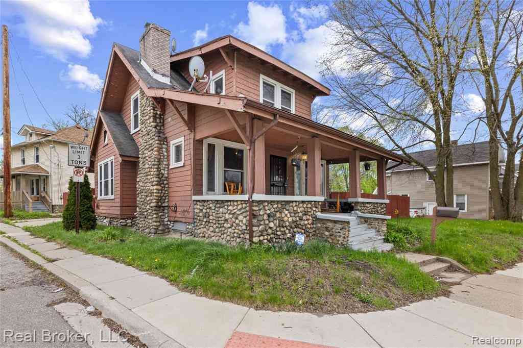 Homes For Sale - 352 N Perry Street <br/> Pontiac, MI 48342