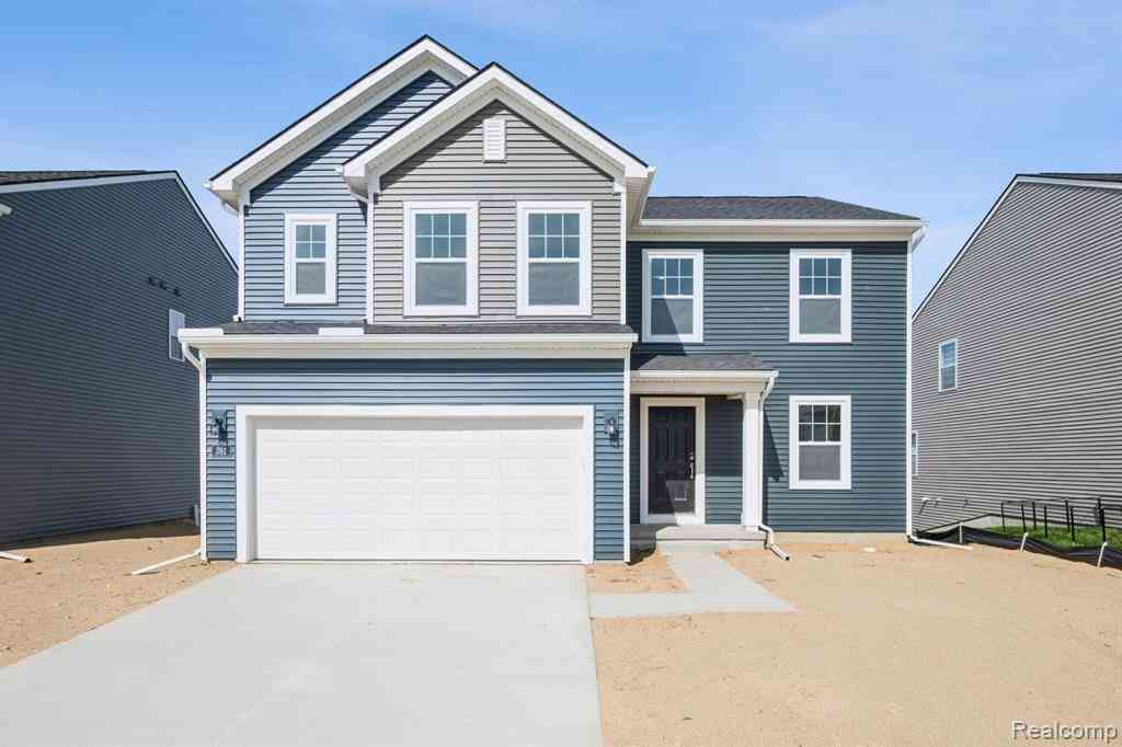 Homes For Sale - 391 Edge Brook Drive W W<br/> Holly, MI 48442
