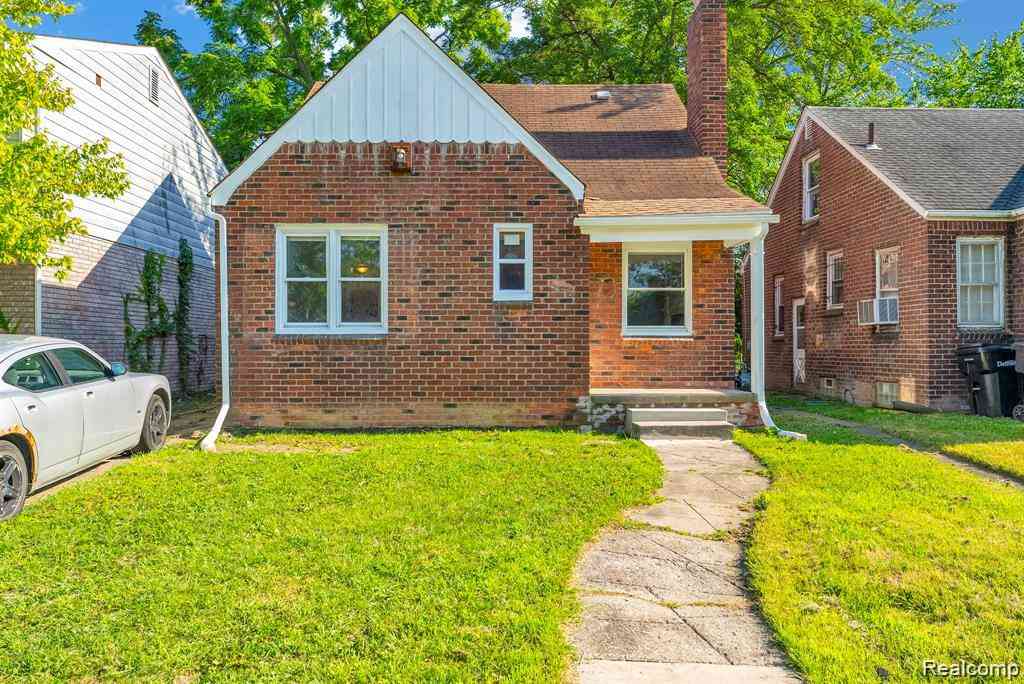 Homes For Sale - 13681 Castleton Street <br/> Detroit, MI 48227