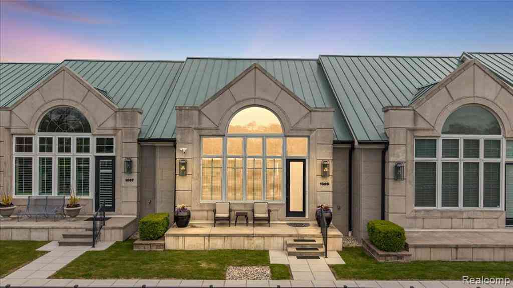 Condo For Sale - 1009 S Washington Avenue S S #3<br/> Royal Oak, MI 48067