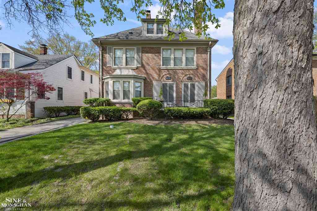 Homes For Rent - 371 Neff - 2nd Floor Road <br/> Grosse Pointe, MI 48230