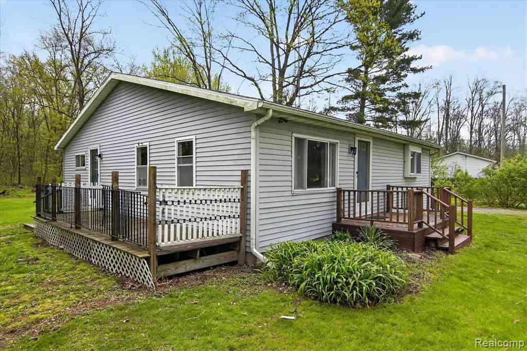 Homes For Sale - 18944 Doyle Road <br/> Gregory, MI 48137