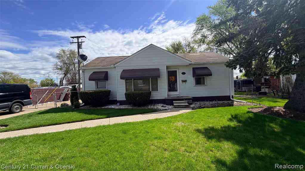 Homes For Sale - 2208 Belton Street <br/> Garden City, MI 48135
