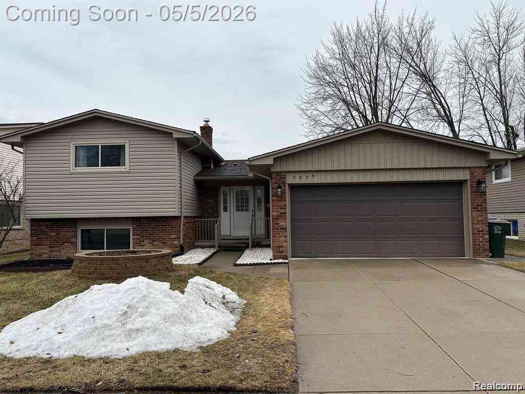 Homes For Sale - 5855 Wedgewood Road <br/> Canton, MI 48187