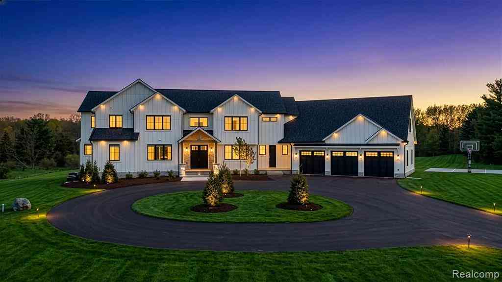 Homes For Sale - 3664 Childs Lake Road <br/> Oakland County, Milford, MI 48381