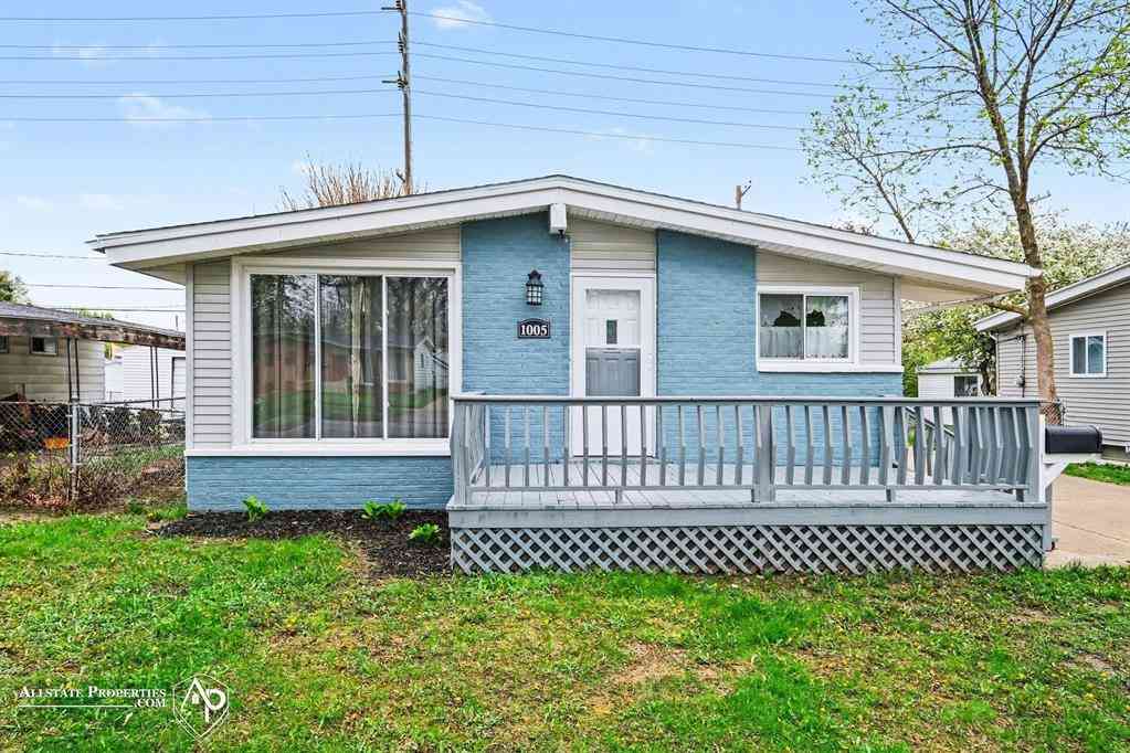 Homes For Sale - 1005 Macdonald Avenue <br/> Flint, MI 48502