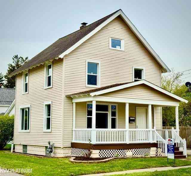 Homes For Sale - 604 11th Street <br/> Port Huron, MI 48060