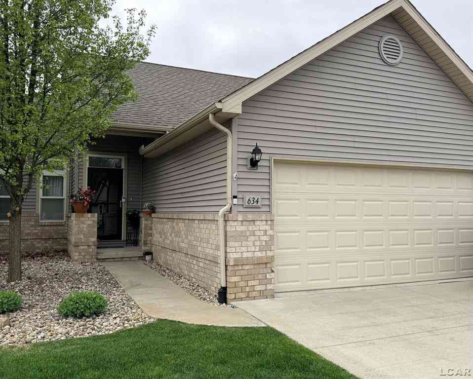 Condo For Sale - 634 Ridge Lane <br/> Tecumseh, MI 49286