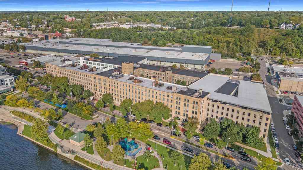 Condo For Sale - 940 Monroe Avenue Nw NW #531<br/> Grand Rapids, MI 49503