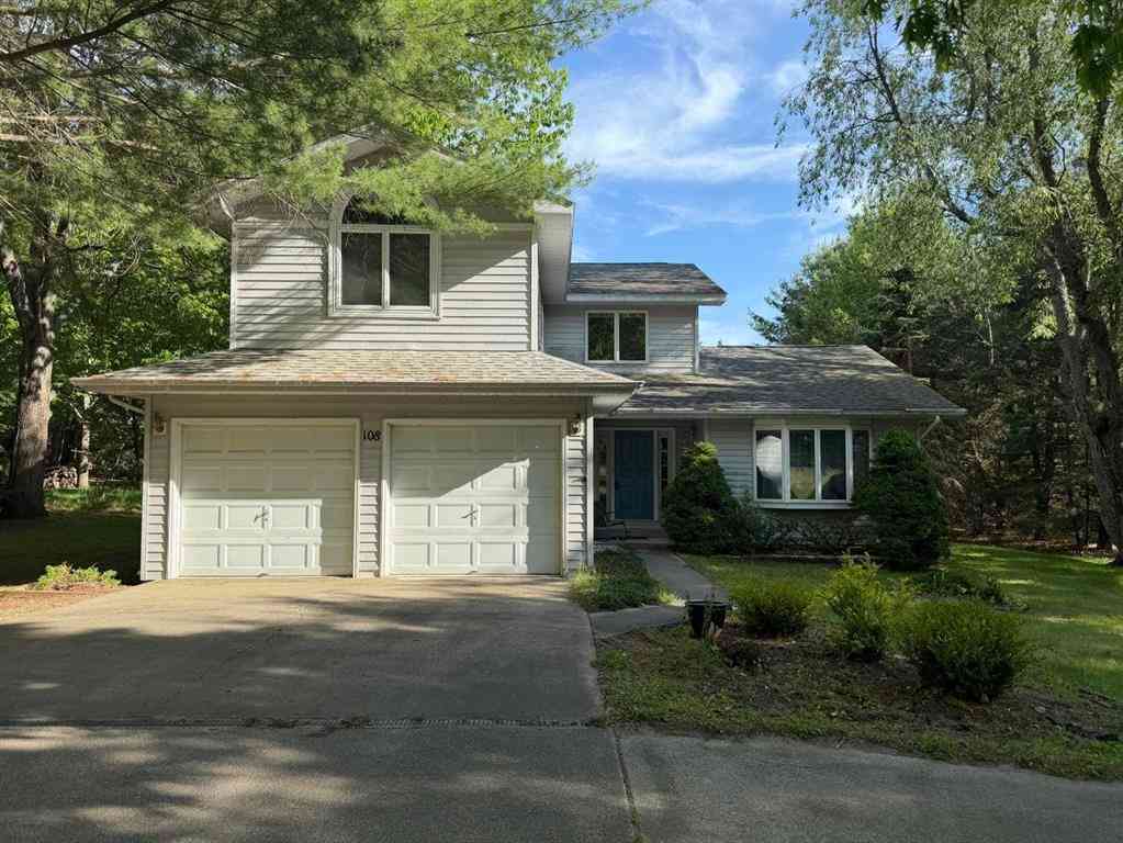 Homes For Sale - 108 Carpenter Boulevard <br/> Roscommon, MI 48653