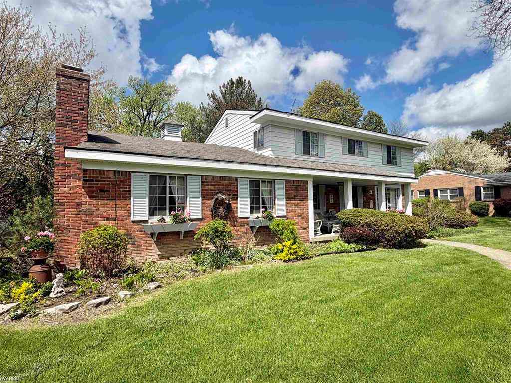 Homes For Sale - 1269 Briarcliffe Drive <br/> Flint, MI 48532