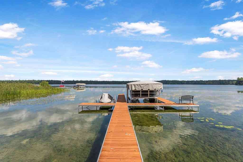 Homes For Sale - 4923 Lakeview Drive <br/> Grand Traverse County County, Interlochen, MI 49643