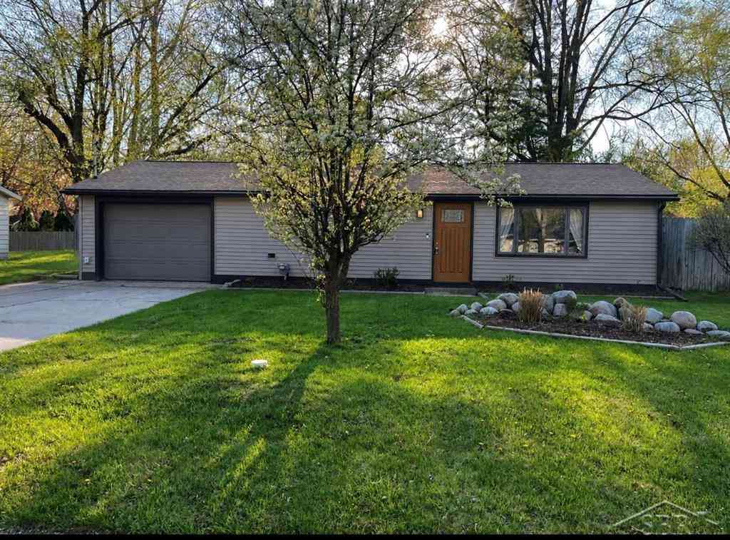 Homes For Sale - 3813 Waldo Avenue <br/> Midland, MI 48640