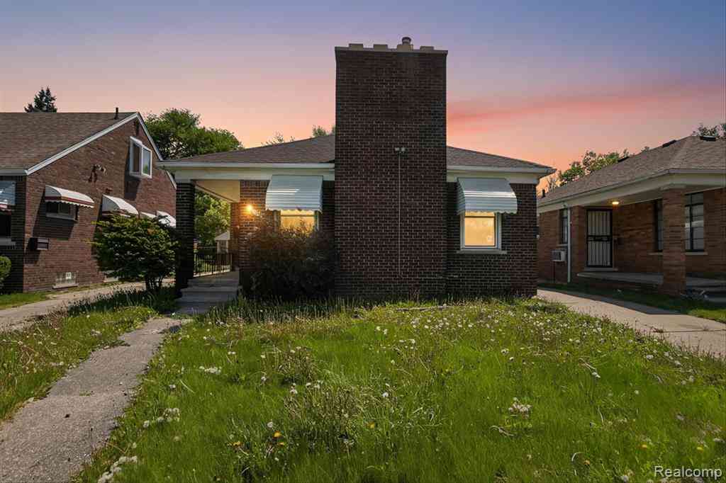 Homes For Sale - 5727 E Outer Drive <br/> Detroit, MI 48234