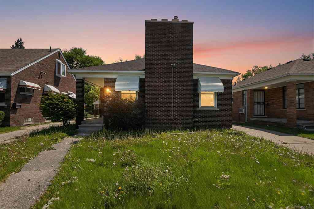 Homes For Sale - 5727 E Outer Drive <br/> Detroit, MI 48234