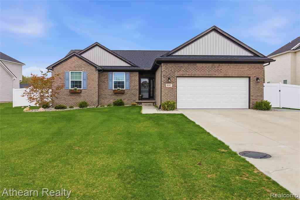 Homes For Sale - 8197 Hidden Cove Court <br/> Grand Blanc, MI 48439